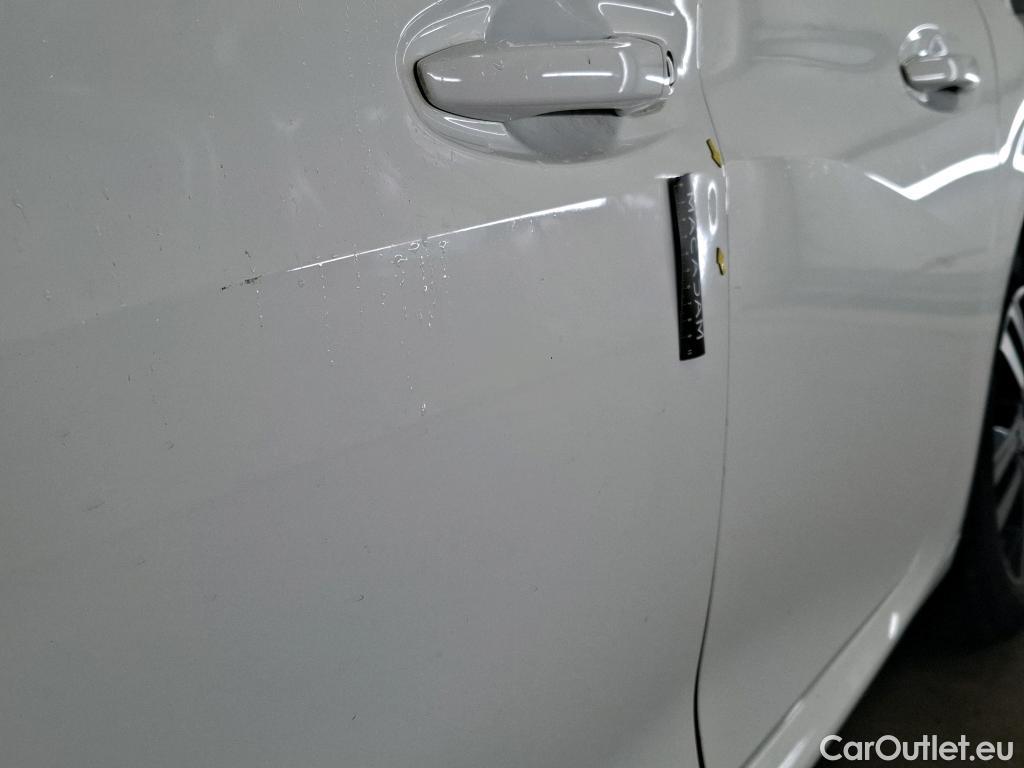  Peugeot  208  Allure Pack 1.2 PureTech 100CV BVM6 E6d #19