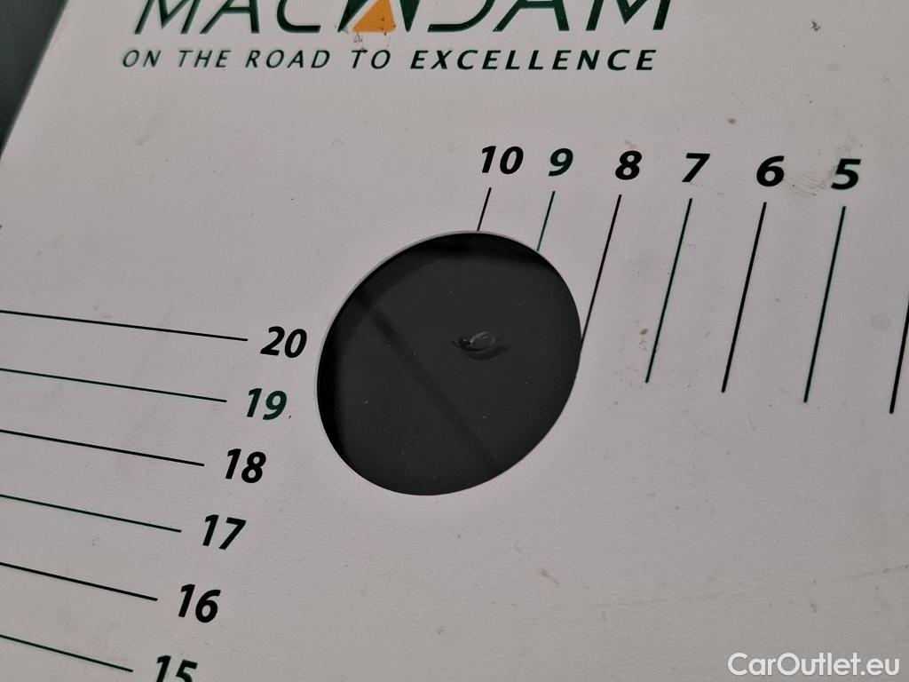  Mercedes  CLA-Klasse MERCEDES-BENZ CLA Coupe / 2019 / 4P / Coupé CLA 200 Business Line BA7 #2