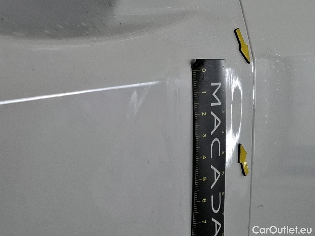  Peugeot  208  Allure Pack 1.2 PureTech 100CV BVM6 E6d #20