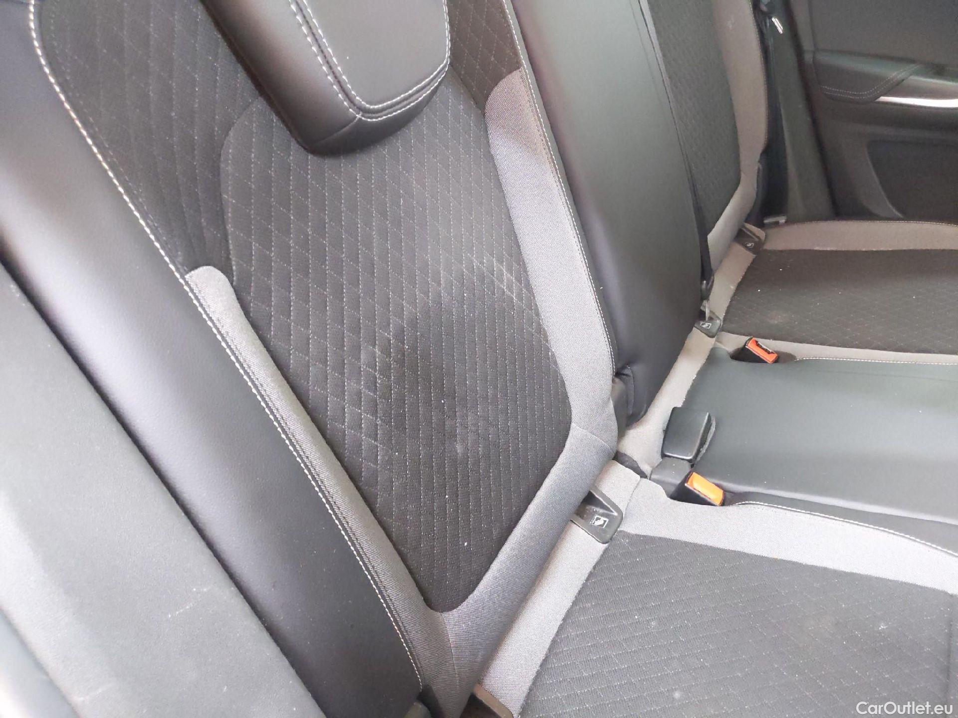  Opel   Grandland X Grandland X Elegance Business 1.5 130CV BVA8 E6d #2