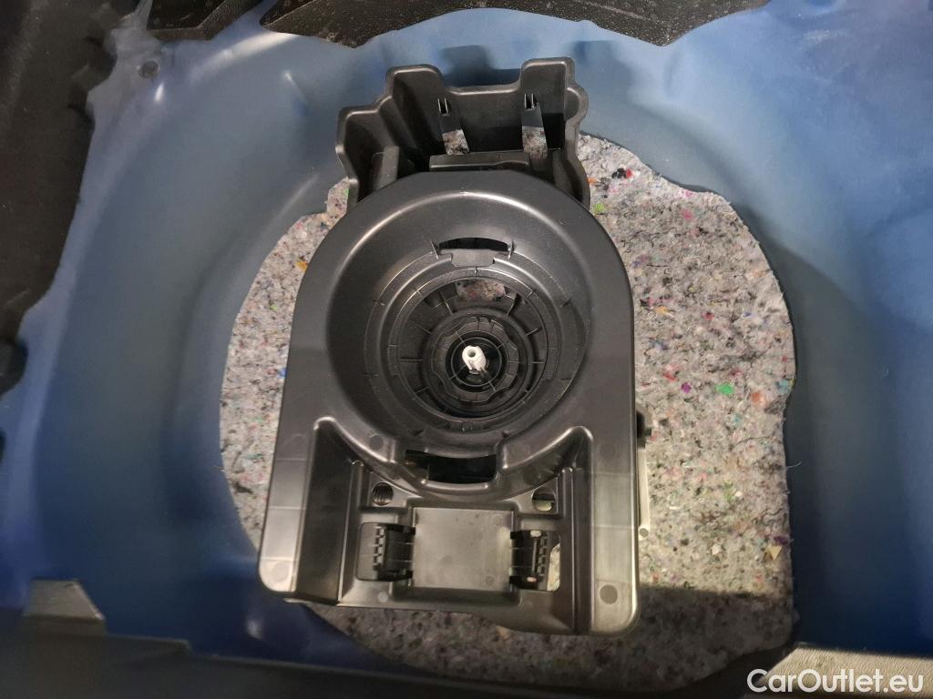  Opel  Corsa  F Elegance Business 1.2 Turbo 100CV BVM6 E6d #8