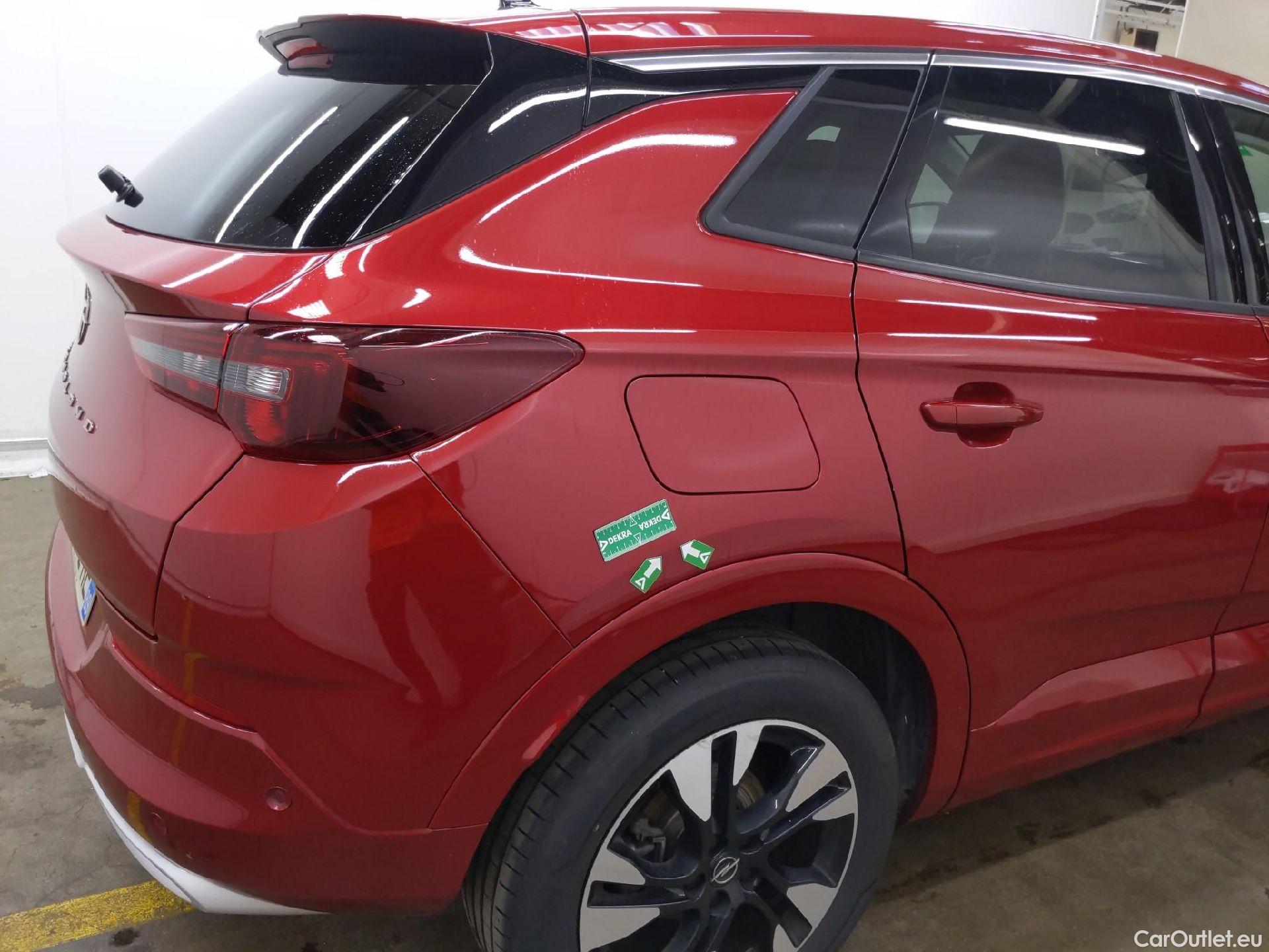  Opel   Grandland X Grandland X Elegance Business 1.5 130CV BVA8 E6d #15