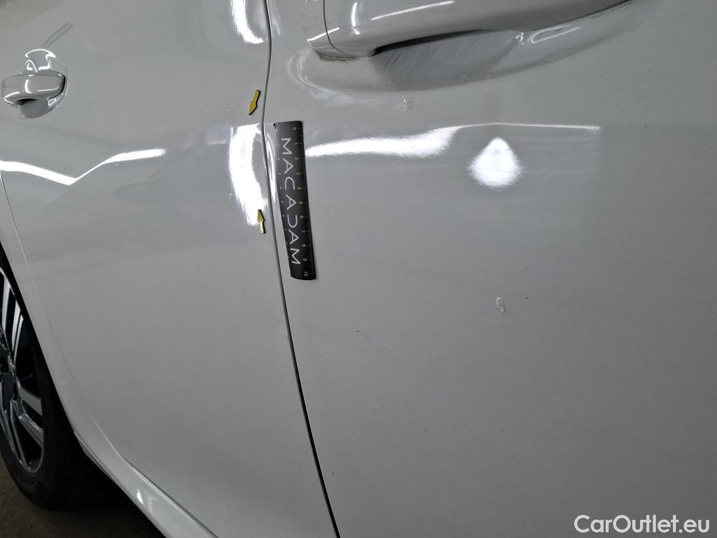  Peugeot  208  Allure Pack 1.2 PureTech 100CV BVM6 E6d #8