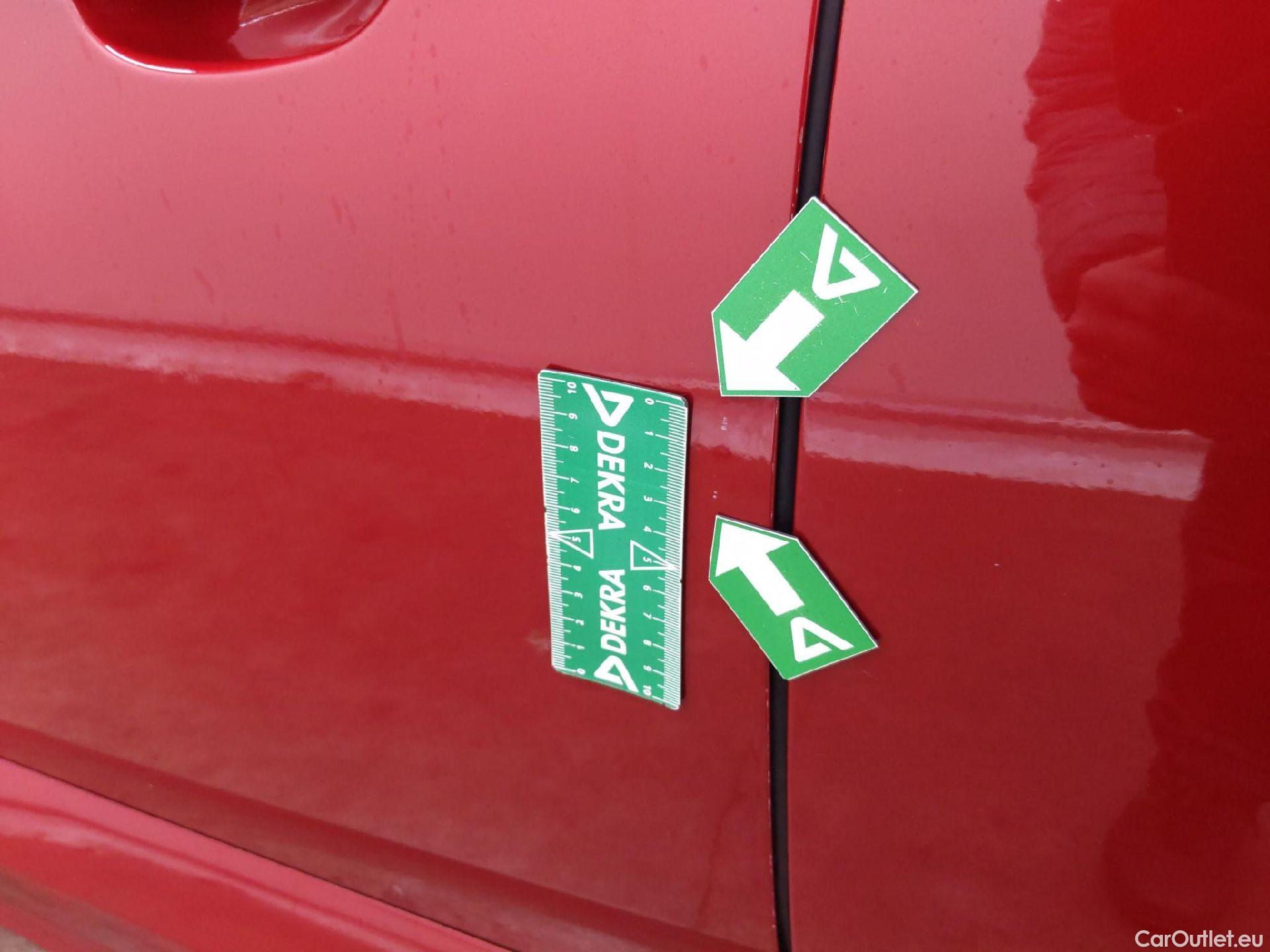  Opel   Grandland X Grandland X Elegance Business 1.5 130CV BVA8 E6d #10