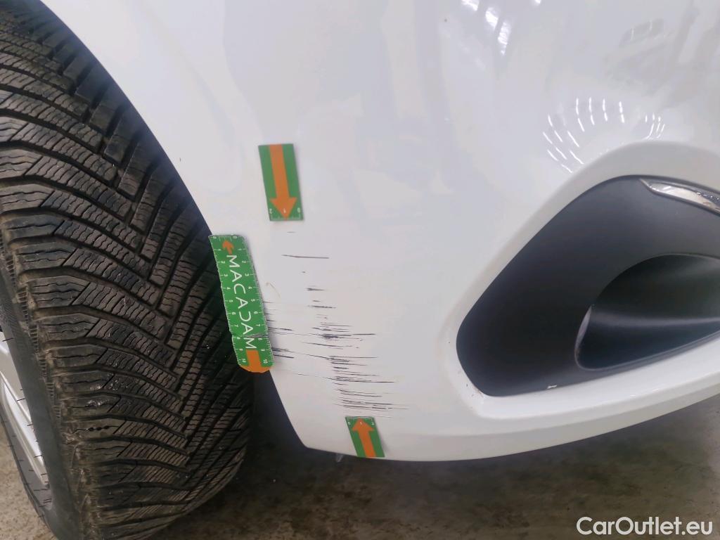  Peugeot  208  Affaire Premium Pack 1.5 HDi 100CV BVM5 E6dT #2