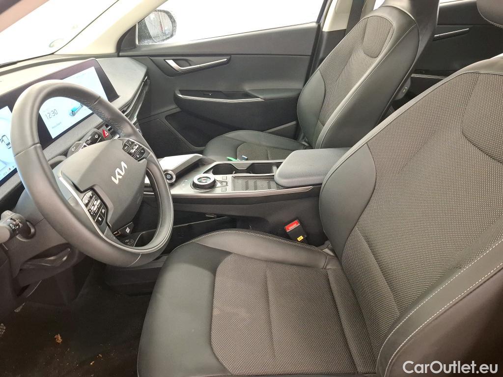  KIA  Ev6 KIA  / 2021 / 5P / SUV BEV 77.4 KWH AIR ACTIVE #15