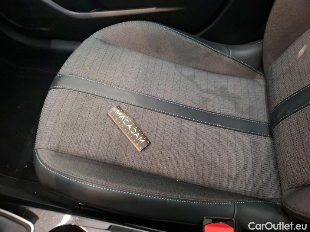  Peugeot  208  Allure Pack 1.2 PureTech 100CV BVM6 E6d #26