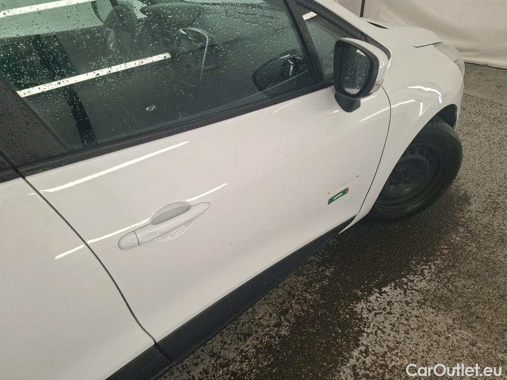  Renault  Clio  IV Air MediaNav 1.5 dCi 90CV BVM5 E6 #9