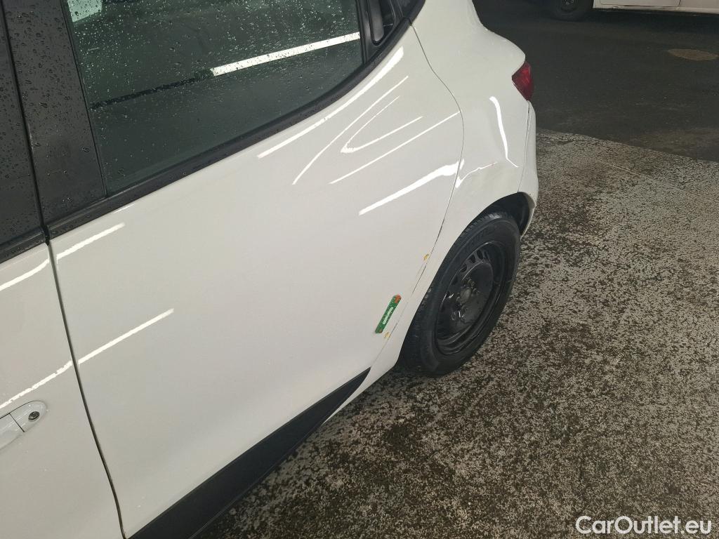  Renault  Clio  IV Air MediaNav 1.5 dCi 90CV BVM5 E6 #20