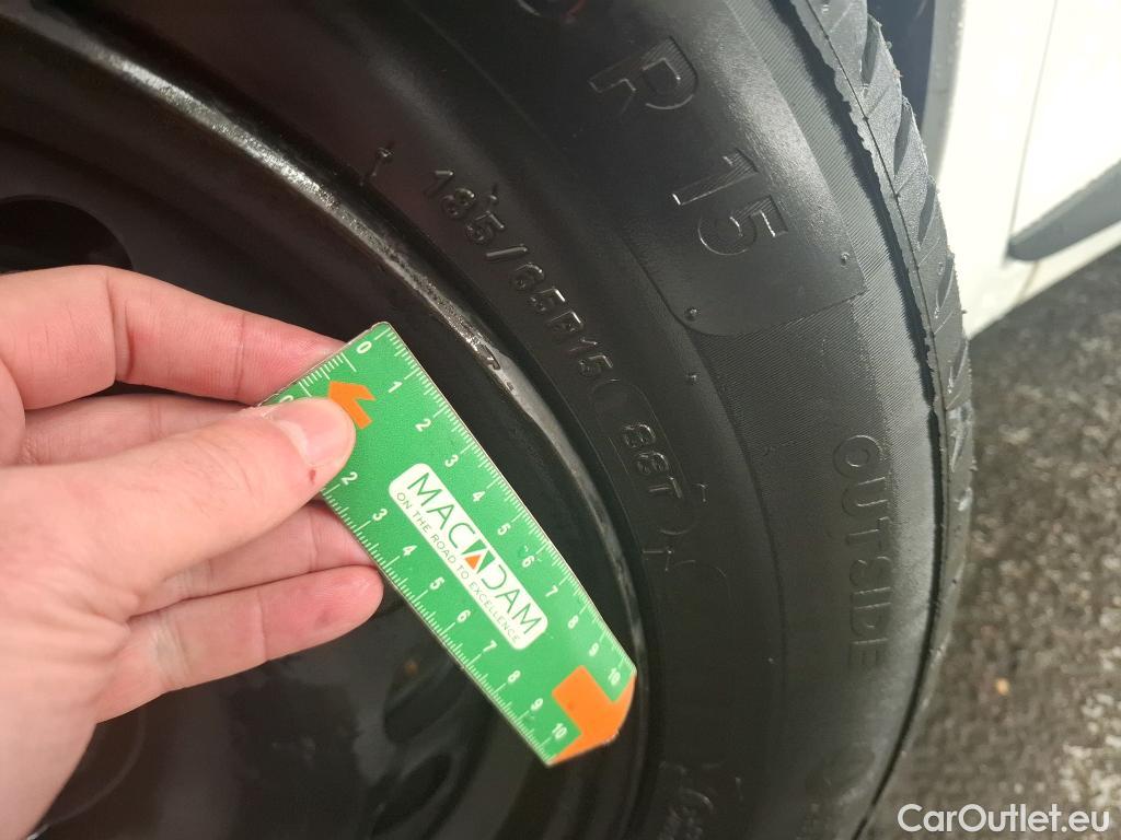  Renault  Clio  IV Air MediaNav 1.5 dCi 90CV BVM5 E6 #44