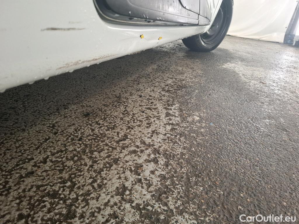  Renault  Clio  IV Air MediaNav 1.5 dCi 90CV BVM5 E6 #29