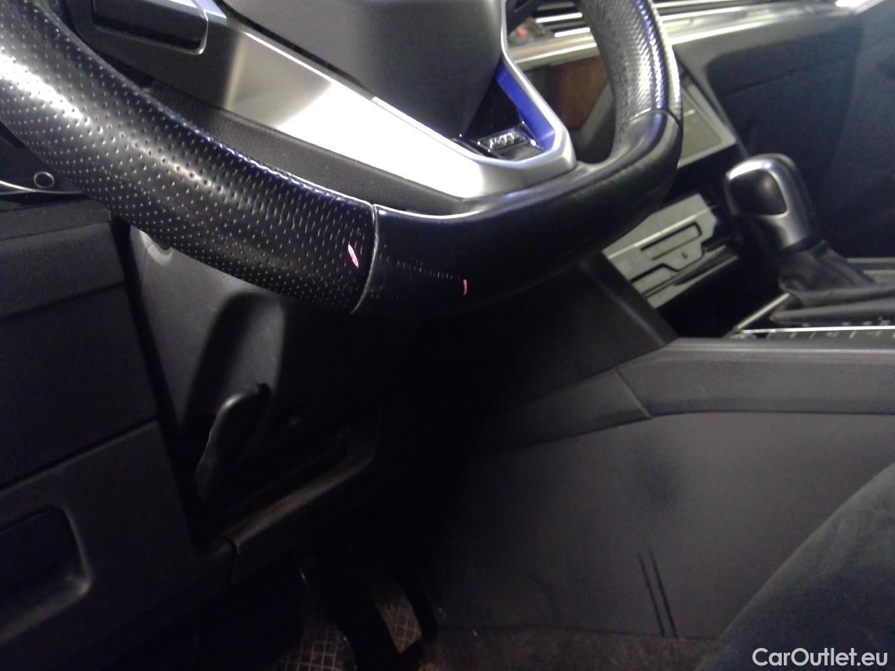  Volkswagen  Passat  Sp.Combi GTE #8