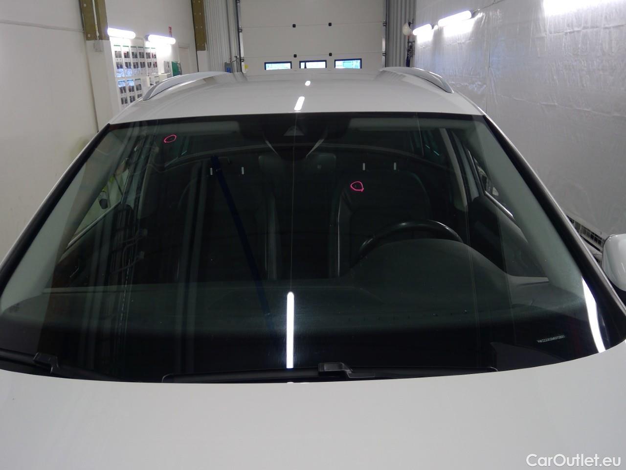  Volkswagen  Passat  Sp.Combi GTE #30