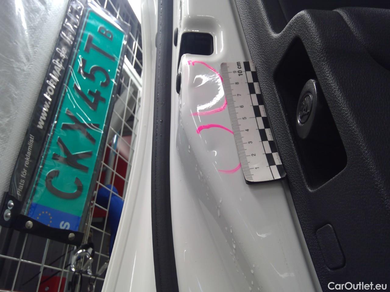  Skoda  Octavia OctCom TDI 150 Style 4x4 Aut #9