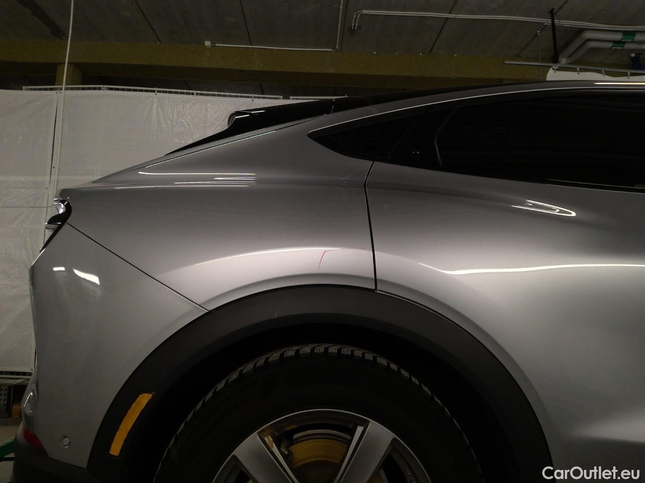  Ford  Mustang Mach-e 99 kWh Long Range RWD #19