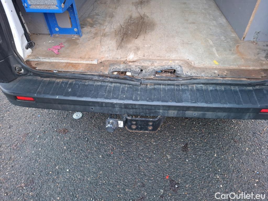  Renault  Trafic RENAULT  / 2019 / 4P / Fourgon tole NV FG GCF L2H2 1200 Energy dCi 145 #16