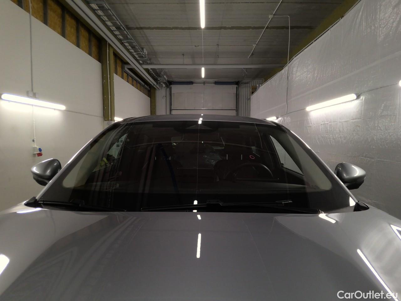  Ford  Mustang Mach-e 99 kWh Long Range RWD #16