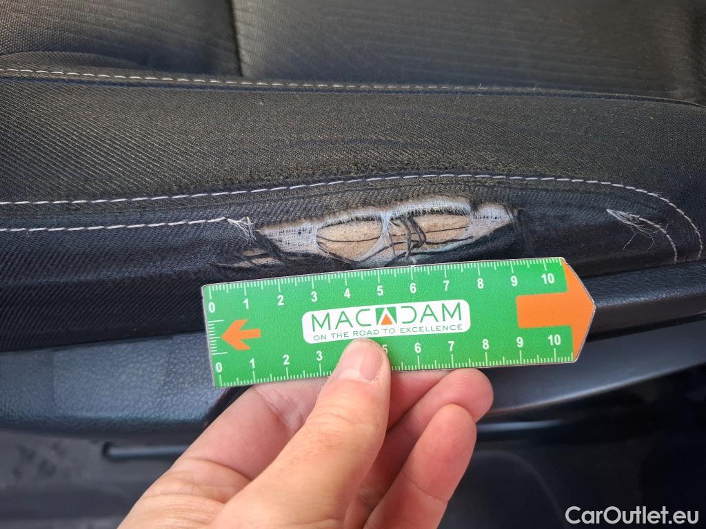  Renault  Trafic RENAULT  / 2019 / 4P / Fourgon tole NV FG GCF L2H2 1200 Energy dCi 145 #5