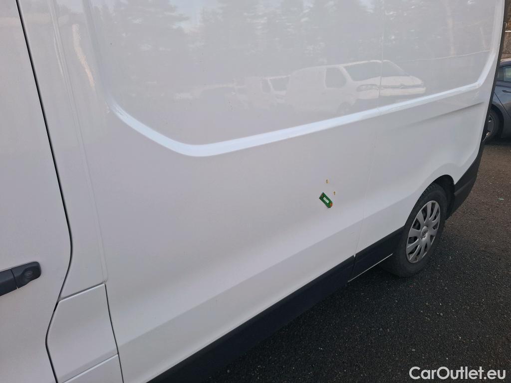  Renault  Trafic RENAULT  / 2019 / 4P / Fourgon tole NV FG GCF L2H2 1200 Energy dCi 145 #24