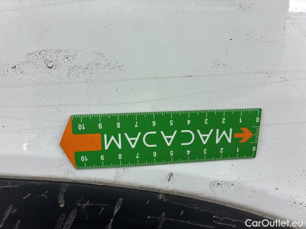  Renault  Trafic  Fourgon L1H1 1000 Confort 1.6 dCi 95CV BVM6 E6dT #64