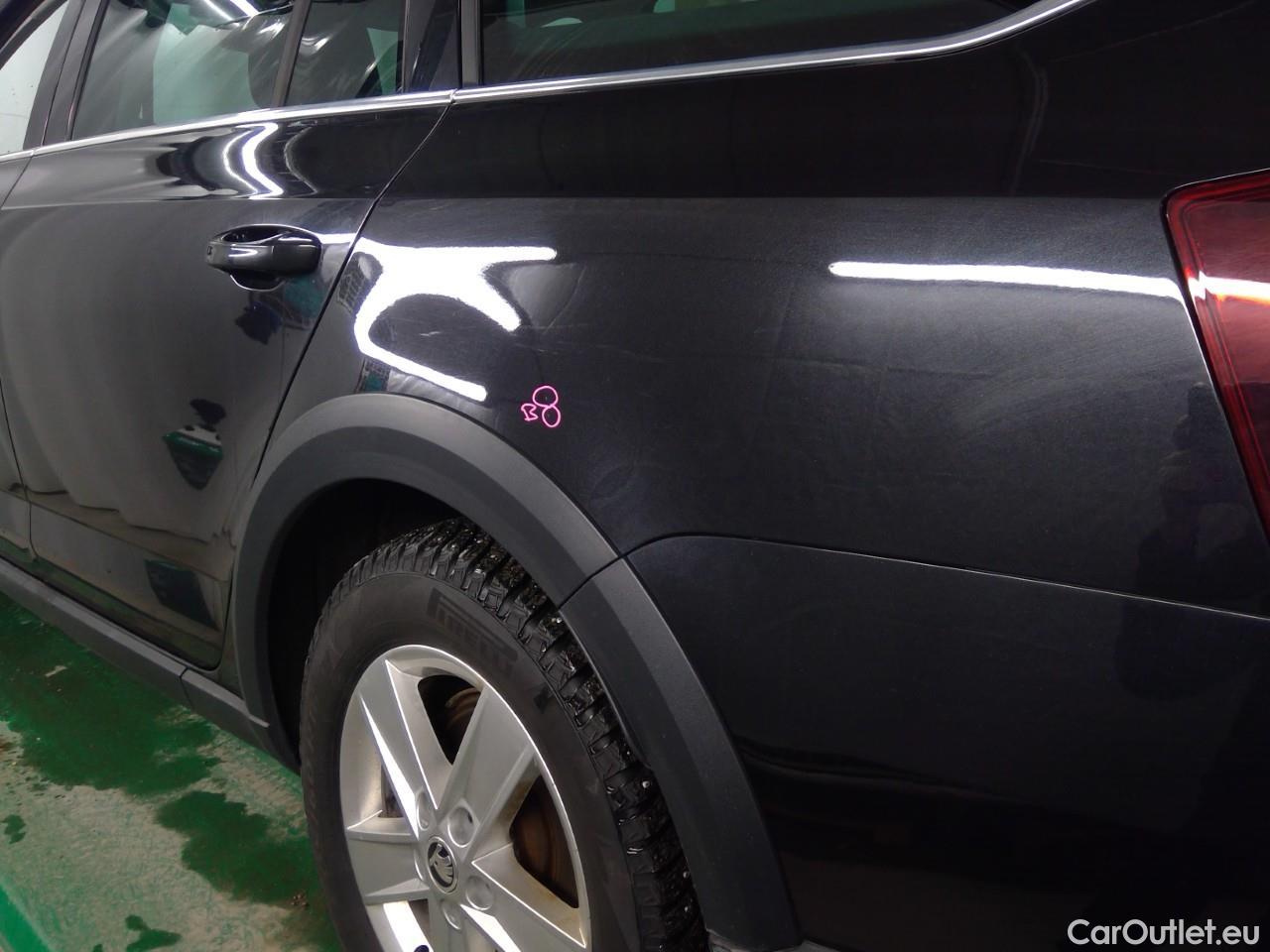  Skoda  Octavia Oct.Combi Scout TDI 150 4WD AT #8