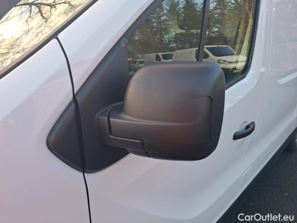  Renault  Trafic RENAULT  / 2019 / 4P / Fourgon tole NV FG GCF L2H2 1200 Energy dCi 145 #29