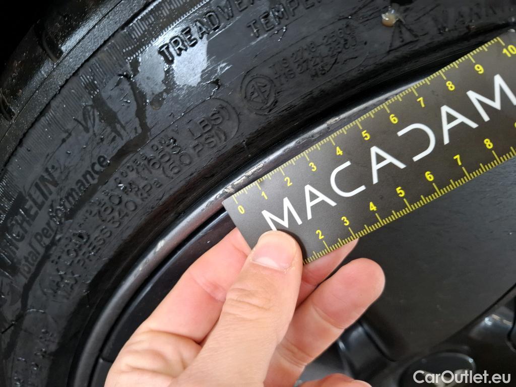  Tesla  Model 3 TESLA  / 2018 / 4P / Berline Propulsion #14