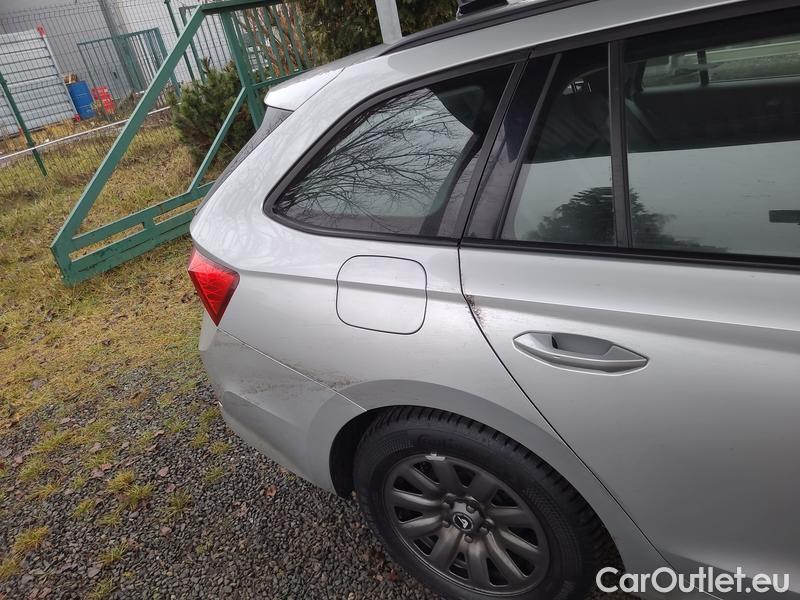  Skoda  Octavia  Combi (NX3)(2020) Oct.Combi 2.0TDI 85 Ambition #29