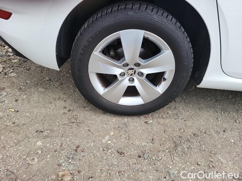  Skoda  Scala  (NW) (2019)  1.0TSI 81 Ambition 5d #11