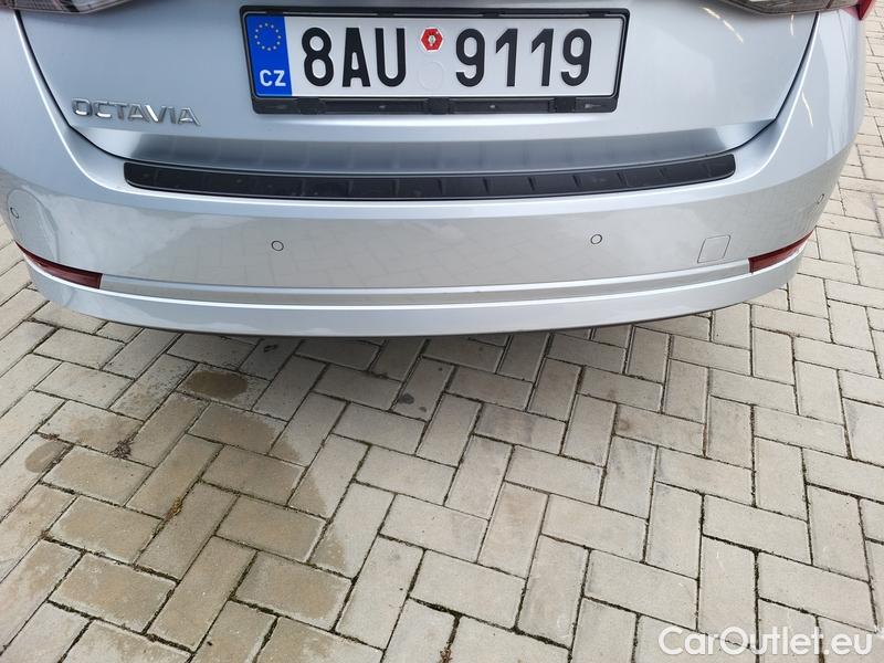  Skoda  Octavia  Lim. (NX3)(2020)  2.0TDI 85 Ambition 5d #9