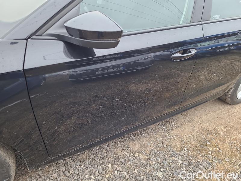  Skoda  Octavia  Combi (NX3)(2020) Oct.C.2.0 TDI 110 Ambition #4