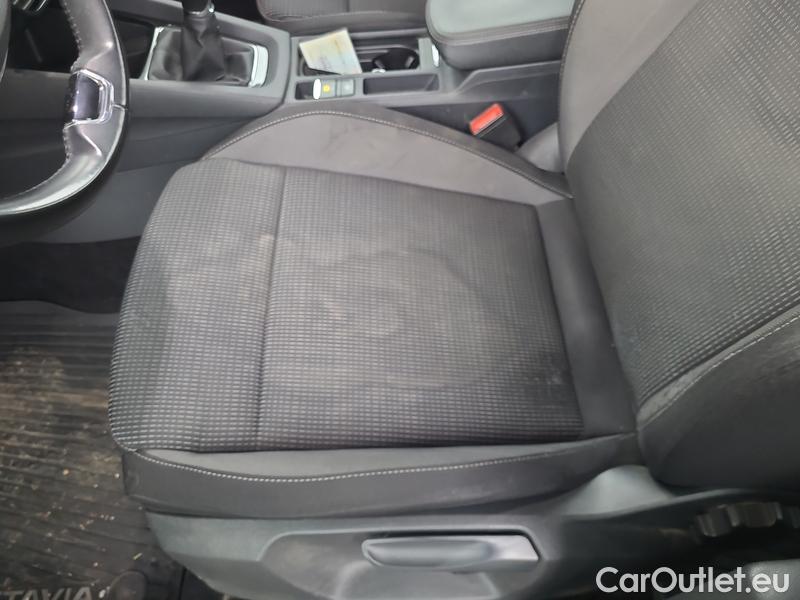  Skoda  Octavia  Combi (NX3)(2020) Oct.Combi 2.0TDI 85 Ambition #9