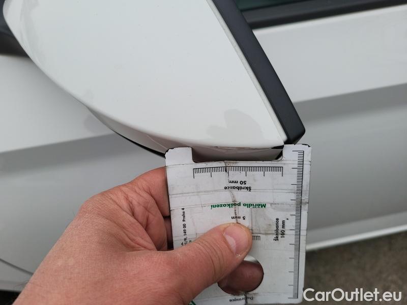  Skoda  Scala  (NW) (2019)  1.0TSI 81 Ambition 5d #3