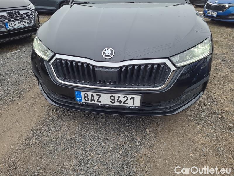  Skoda  Octavia  Combi (NX3)(2020) Oct.C.2.0 TDI 110 Ambition #1