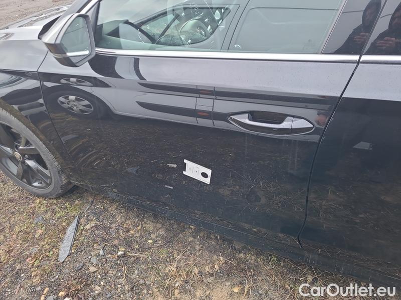  Skoda  Octavia  Lim. (NX3)(2020) Oct.2.0 TDI 110 Style #6