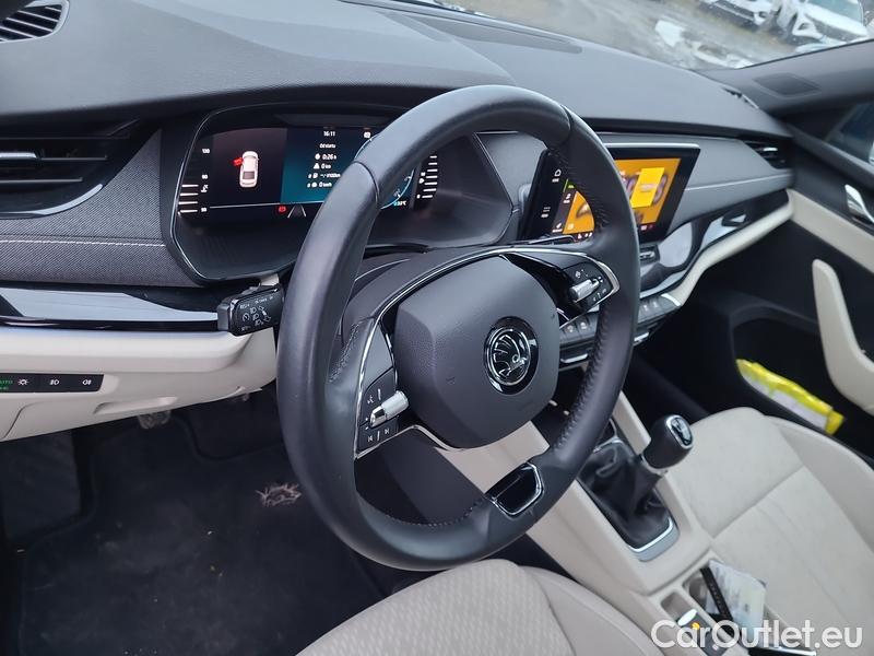  Skoda  Octavia  Lim. (NX3)(2020)  1.5TSI 110 Style 5d #6