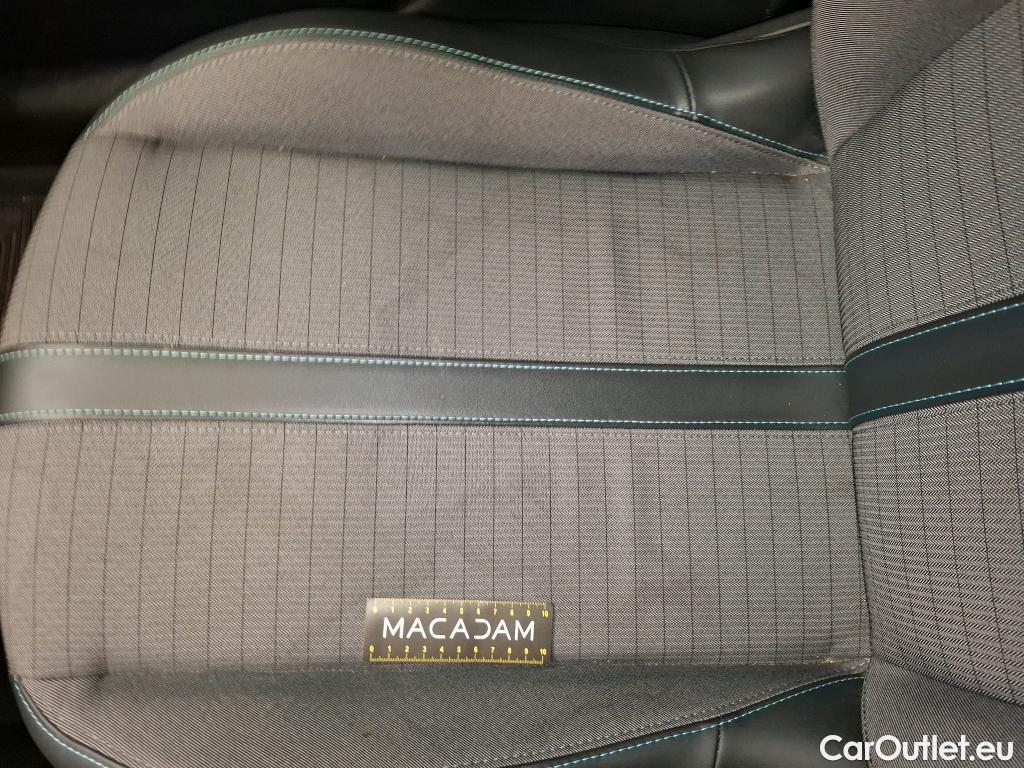  Peugeot  208  Allure Business 1.2 PureTech 100CV BVA8 E6d #18