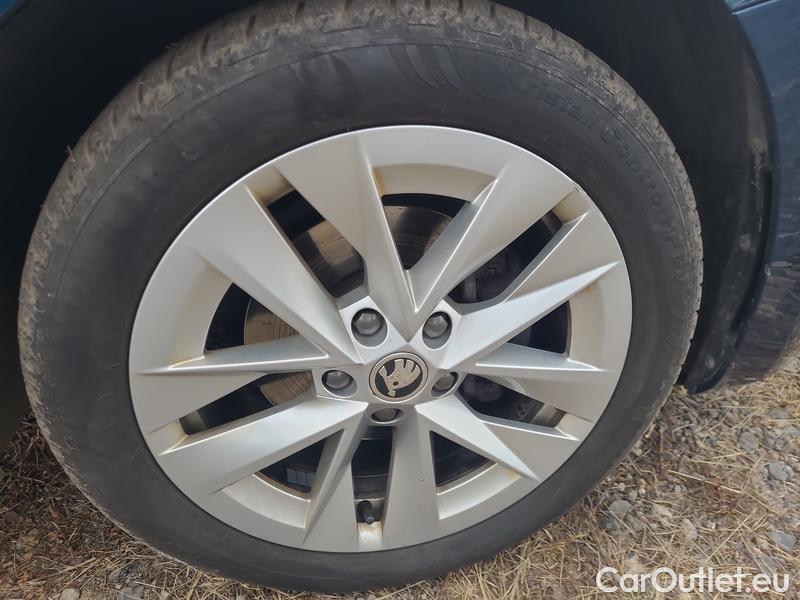  Skoda  Octavia  Combi (NX3)(2020) Oct.Combi 2.0TDI 85 Style AT #22