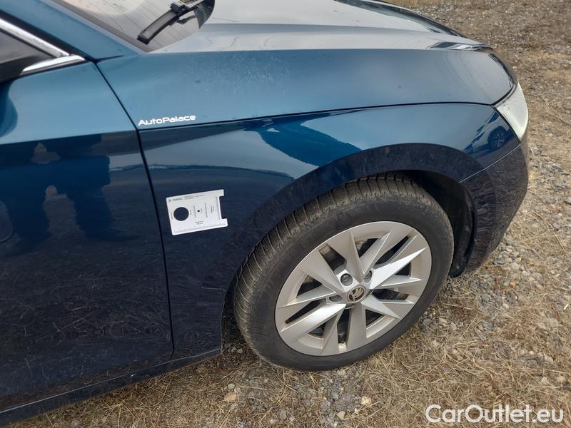  Skoda  Octavia  Combi (NX3)(2020) Oct.Combi 2.0TDI 85 Style AT #21