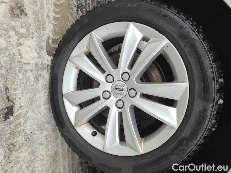  Volvo  V60  (2010)  B3 Momentum AT #14