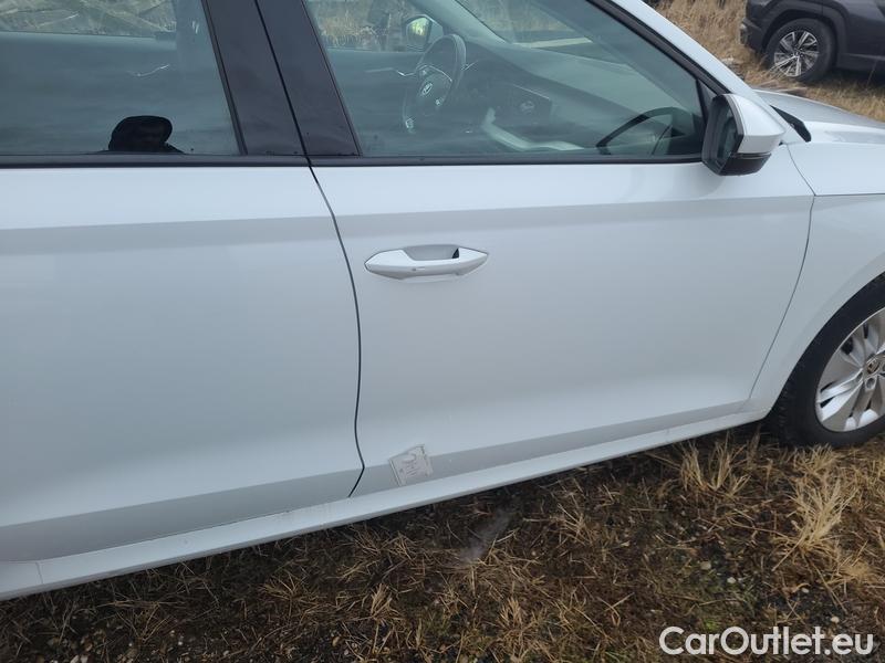  Skoda  Octavia  Lim. (NX3)(2020)  2.0TDI 85 Ambition AT #21