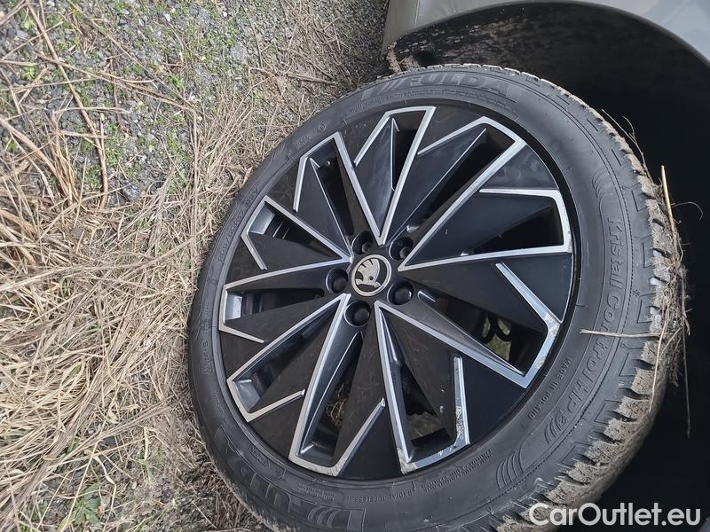  Skoda  Scala  (NW) (2019)  1.5TSI 110 Style #4