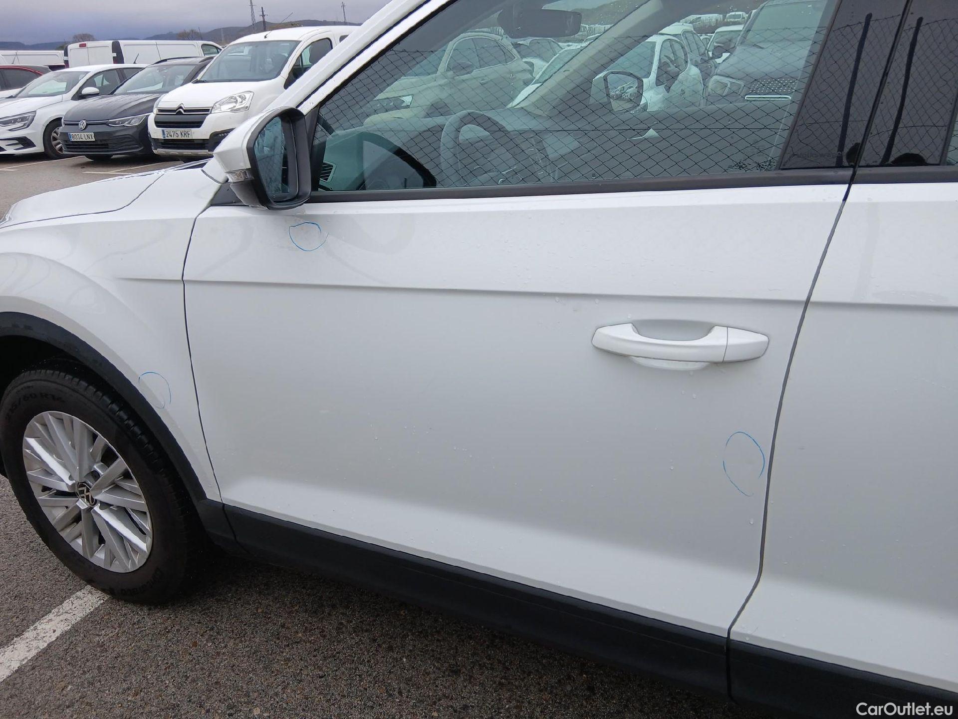  Volkswagen  T-ROC  1.0 TSI 110CV MT6 E6d #10