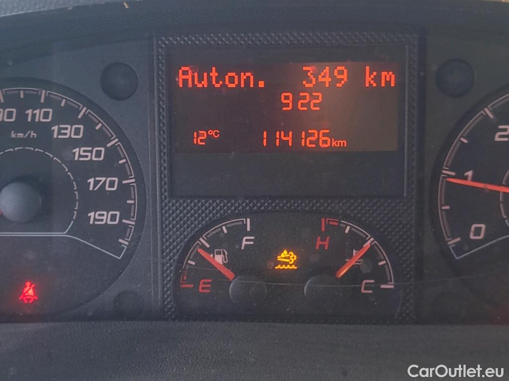  Peugeot  Boxer PEUGEOT  / 2014 / 4P / furgón 333 L2 H1 BHDI 103kW (140CV) S&S 6 V. M (AC) #78