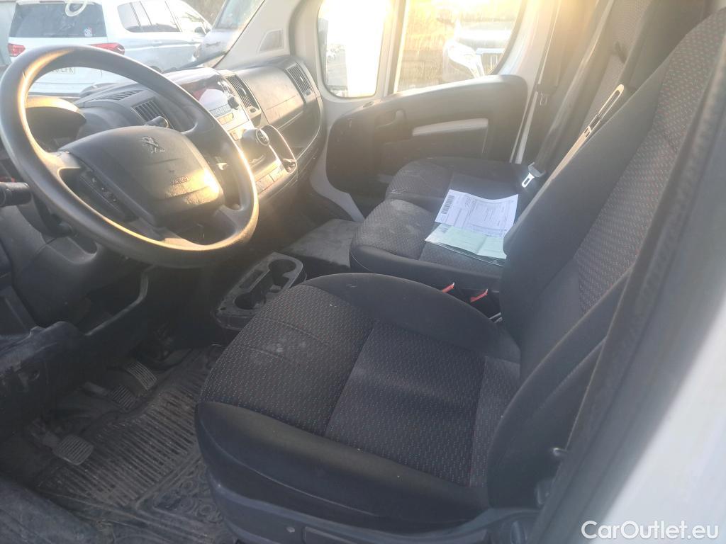  Peugeot  Boxer PEUGEOT  / 2014 / 4P / furgón 333 L2 H1 BHDI 103kW (140CV) S&S 6 V. M (AC) #59