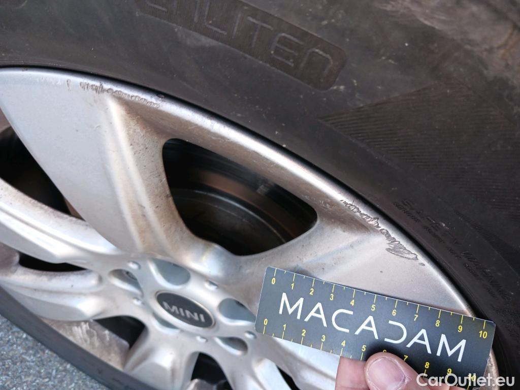  Mini  Countryman MINI  / 2020 / 5P / berlina con portón Cooper S E ALL4 #26