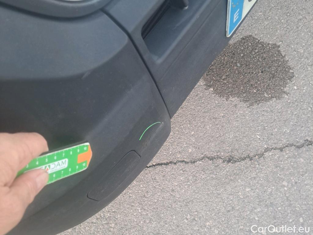  Peugeot  Boxer PEUGEOT  / 2014 / 4P / furgón 333 L2 H1 BHDI 103kW (140CV) S&S 6 V. M (AC) #32