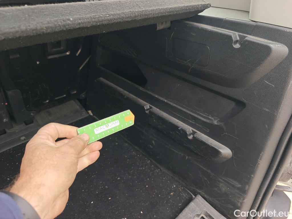  Peugeot  RIFTER PEUGEOT  / 2018 / 4P / combi Active Standard BlueHDi 73kW (IND) (CX2) #37