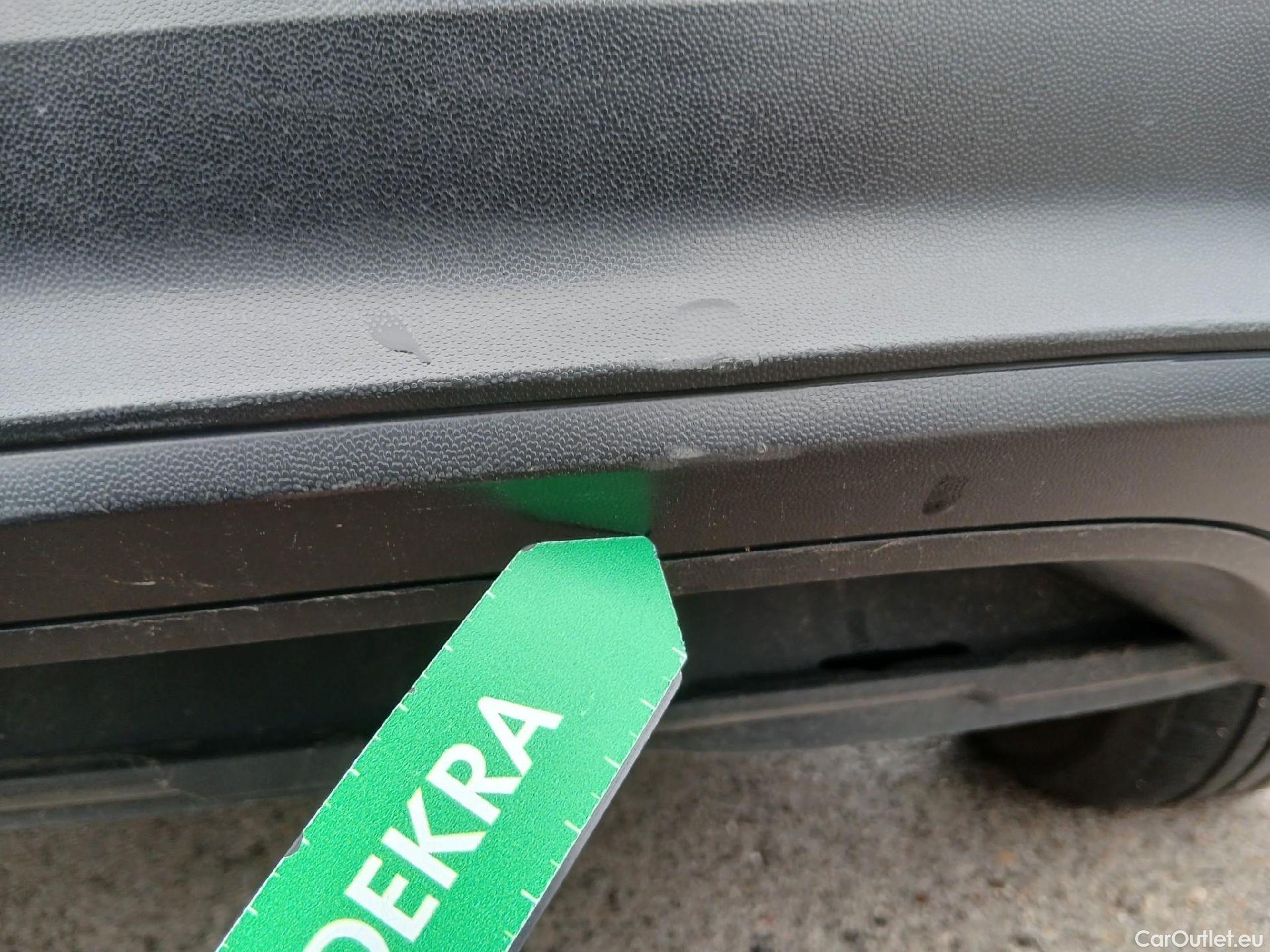  Volkswagen  T-ROC  1.0 TSI 110CV MT6 E6d #21