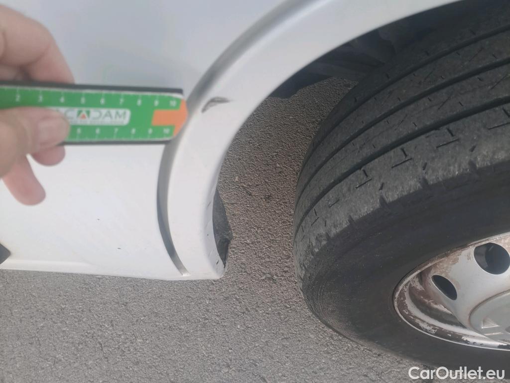  Peugeot  Boxer PEUGEOT  / 2014 / 4P / furgón 333 L2 H1 BHDI 103kW (140CV) S&S 6 V. M (AC) #83